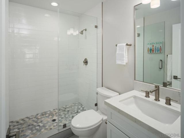 851 53 Sapphire, San Diego CA: https://media.crmls.org/mediaz/a3aa8e72-999c-436e-8e42-f602cb20ca55.jpg