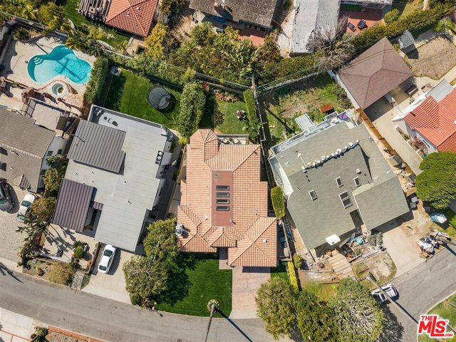 136 Via Los Miradores, Redondo Beach, California 90277, 4 Bedrooms Bedrooms, ,3 BathroomsBathrooms,Residential,Sold,Via Los Miradores,23294447