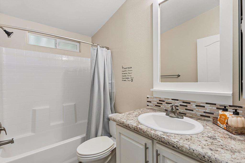 2700 Valley Parkway - photo 20