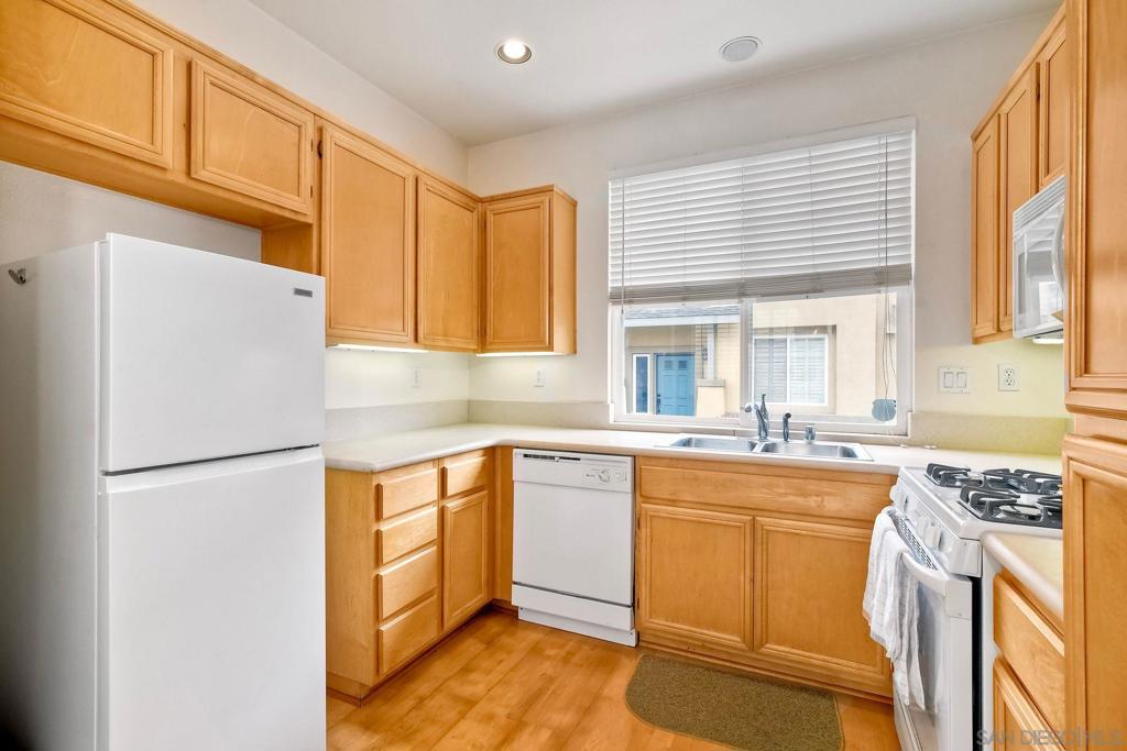 MLS #250036737SD image #17