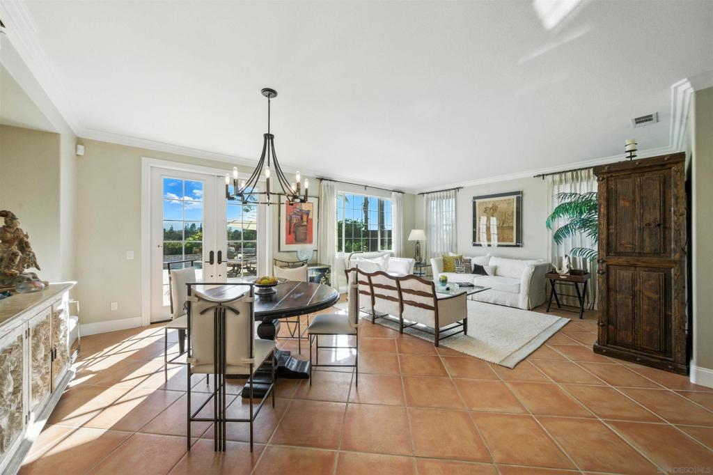 MLS #250031505SD img 10