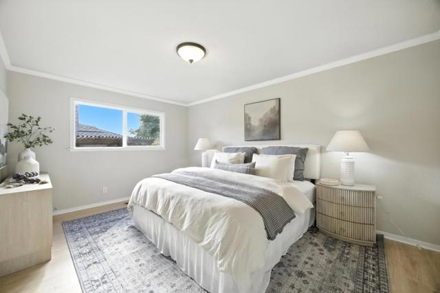 2084 San Carlos Avenue, San Carlos CA: https://media.crmls.org/mediaz/a3abb9db-40f7-4909-911e-bb0c8b91ae3d.jpg