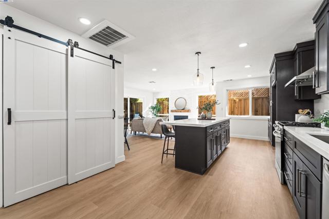 4119 Churchill Dr, Concord CA: https://media.crmls.org/mediaz/a3aca8ed-1a78-4503-b857-9ef72c7060b3.jpg