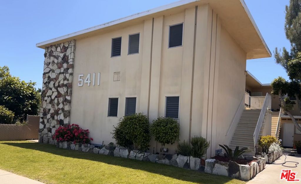 5411 S Centinela Avenue #4