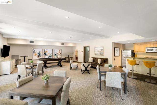 1800 Alma, Walnut Creek CA: https://media.crmls.org/mediaz/a3ad6a7d-880d-43f2-97d0-00e5d0e06778.jpg