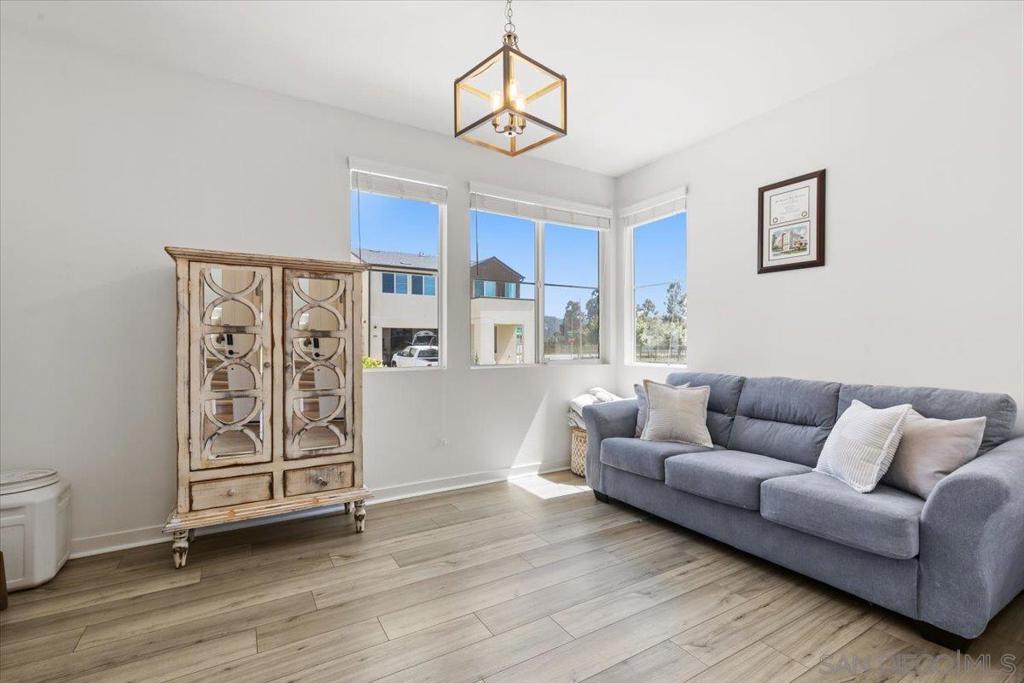 MLS #250028557SD image #6