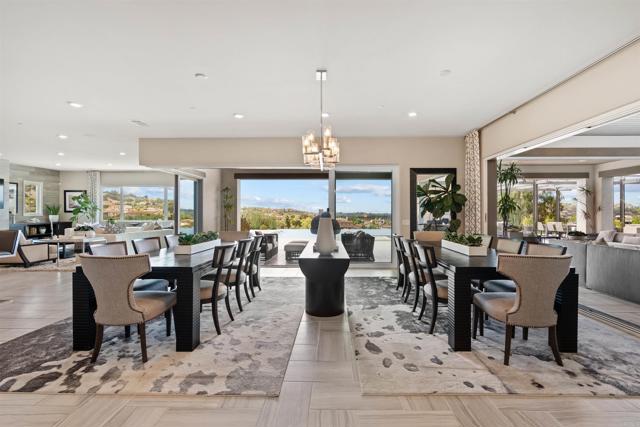 Detail Gallery Image 13 of 69 For 17028 Rendezvous Cir, San Diego,  CA 92127 - 5 Beds | 5/1 Baths