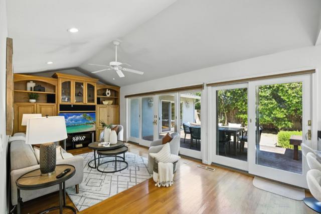 6182 Calle Del Conejo, San Jose CA: https://media.crmls.org/mediaz/a3b03822-131a-43c1-9902-09f109a8da45.jpg