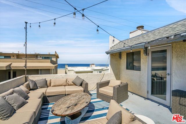 Image 1 of 58 For 14 Mast Street