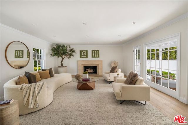 Drew Fenton | 404 S Westgate Avenue Los Angeles CA | MLS: 7143617