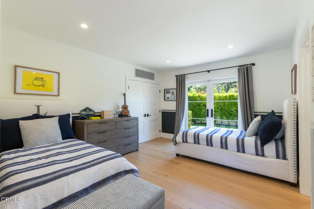 4435 Encinas Drive, La Canada Flintridge CA: https://media.crmls.org/mediaz/a3b24304-9e41-48cb-872c-8feb09cf6da4.jpg