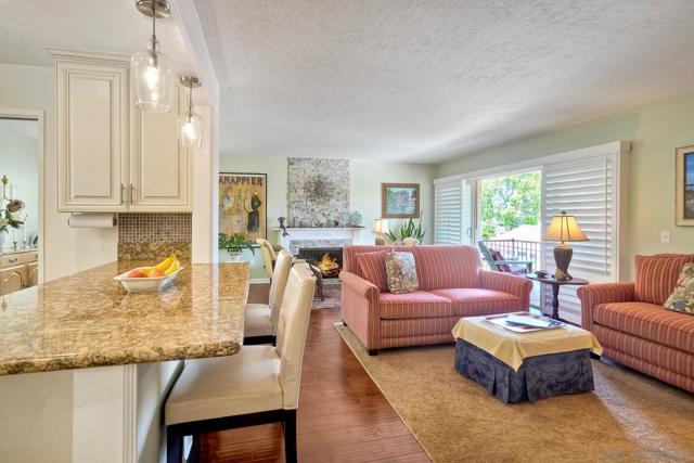 17476 Plaza Cerado, San Diego CA: https://media.crmls.org/mediaz/a3b26066-3eeb-4ff4-954f-e39bc23303a4.jpg