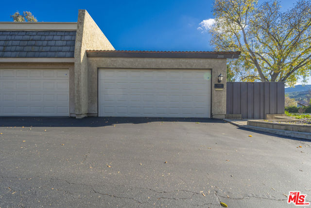 Image 32 of 43 For 2830 Lakeridge Lane