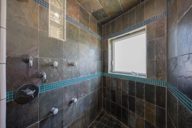 447 3rd Street, Montara CA: https://media.crmls.org/mediaz/a3b42077-9cbf-498a-b2ab-c184ba682221.jpg