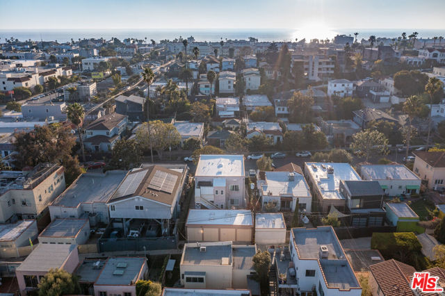 236 S 5th Avenue, Venice CA: https://media.crmls.org/mediaz/a3b431a5-8cfc-46a3-a3cb-0ece3f98ff2e.jpg