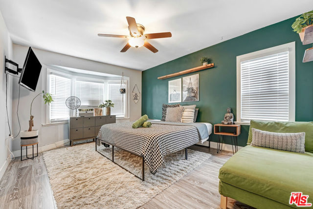 600 W 102nd Street, Los Angeles CA: https://media.crmls.org/mediaz/a3b957a3-4264-4044-a2ae-9ff914ca2ecf.jpg