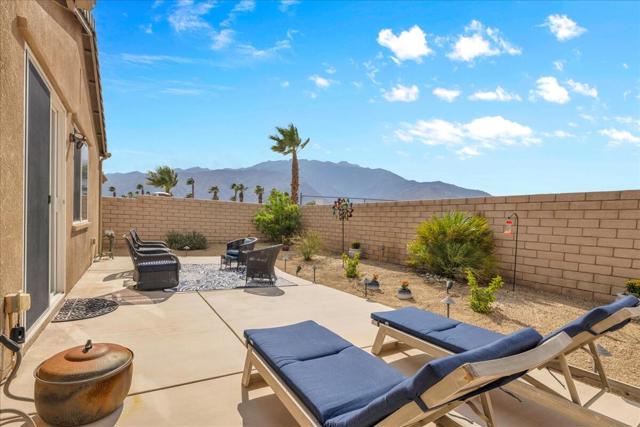 3839 Blue Sky Way, Palm Springs CA: https://media.crmls.org/mediaz/a3bad683-264e-4578-b9e6-d4dced61d1cc.jpg