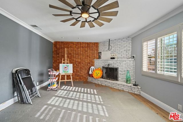 4631 W Avenue M8, Lancaster CA: https://media.crmls.org/mediaz/a3bc3817-6c2c-473e-ad68-a7043d2c654a.jpg