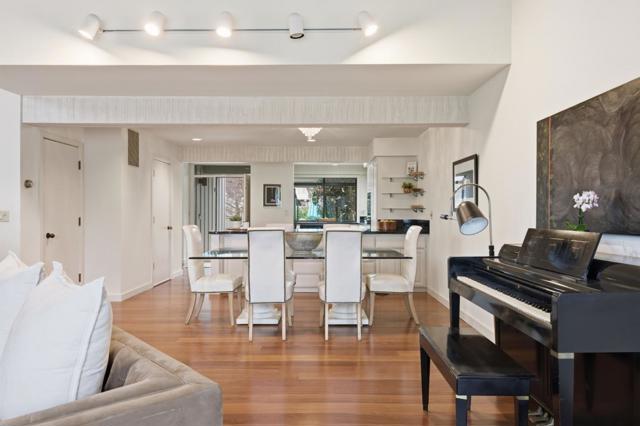 28095 Barn Way, Carmel CA: https://media.crmls.org/mediaz/a3bc705e-fbbc-4df4-a49e-24eeda4daae9.jpg