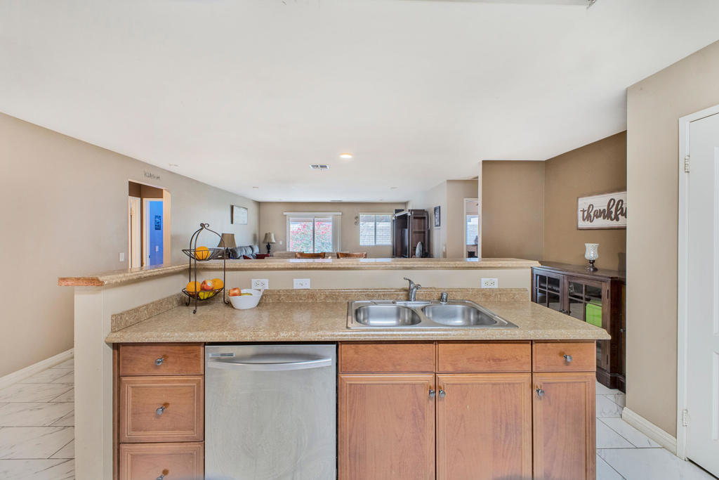 MLS #219137071DA image #5