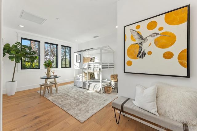 804 Hygeia, Encinitas CA: https://media.crmls.org/mediaz/a3bce2c7-e297-4757-aab9-f8551253d7d0.jpg