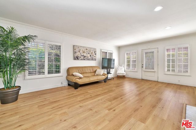 MLS #25596687 image #7