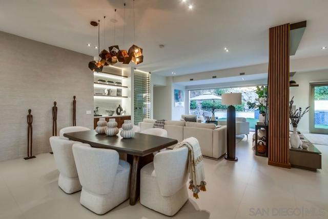 Image 4 of 71 For 5435 Parkview Dr.