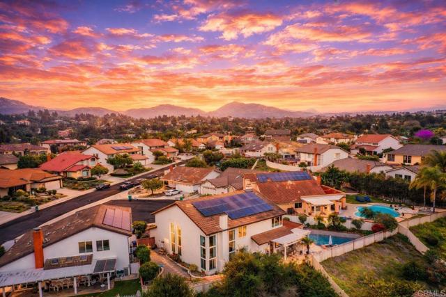 Detail Gallery Image 3 of 40 For 18383 Chetenham Ct, Rancho Bernardo (San Diego),  CA 92128 - 5 Beds | 3 Baths