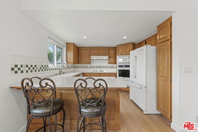 1711 Goodman Avenue, Redondo Beach CA: https://media.crmls.org/mediaz/a3beb57c-b925-4972-9324-047f88ee28b6.jpg