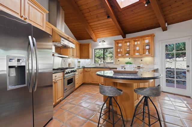 Image 27 of 75 For 3250 Venado Street