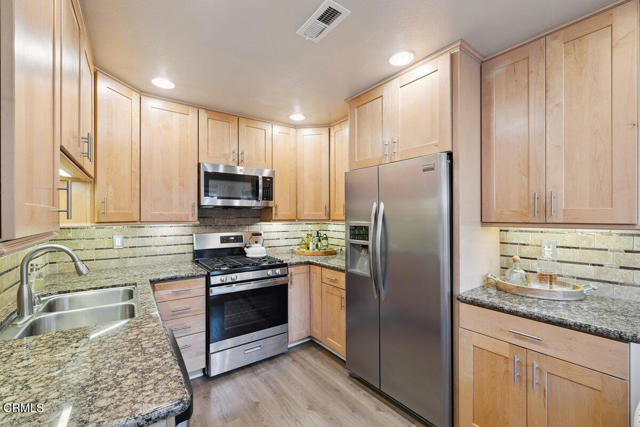 Detail Gallery Image 14 of 33 For 1302 Alessandro Dr, Newbury Park,  CA 91320 - 3 Beds | 2 Baths