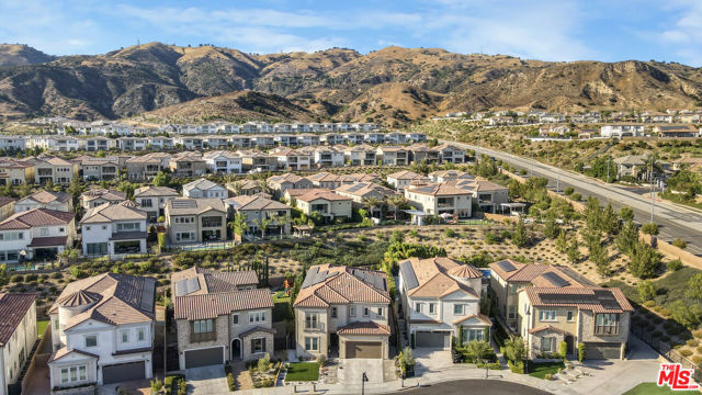 12333 N Finch Court, Porter Ranch CA: https://media.crmls.org/mediaz/a3c1ab35-3304-4090-a0ef-35e91cbc9033.jpg