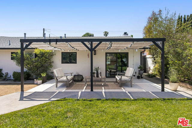 2044 Panamint Drive, Los Angeles CA: https://media.crmls.org/mediaz/a3c1bbe5-35e1-4e11-9e68-479dadd217ff.jpg