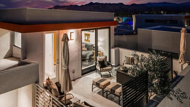 143 Obsidian Loop N, Palm Springs, CA 92264