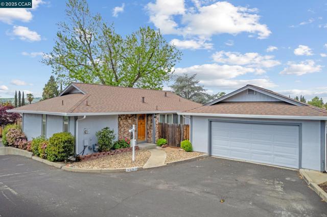 5571 Sepulveda Ct, Concord CA: https://media.crmls.org/mediaz/a3c29469-efcb-4b98-a70c-4ffa4f8b4f61.jpg