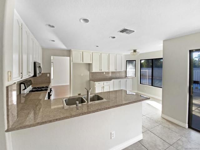 MLS #250041902SD image #8