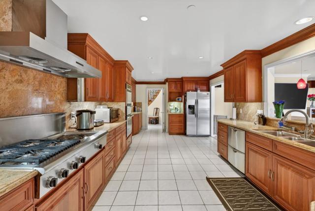 746 Jacaranda Circle, Hillsborough CA: https://media.crmls.org/mediaz/a3c35d88-183c-41b5-b628-50493f01d656.jpg