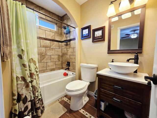 9690 Bundy Drive, Santee CA: https://media.crmls.org/mediaz/a3c3c536-7300-46db-a104-5edd3613e80a.jpg