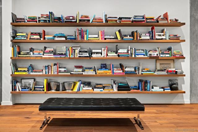 2500 6th Ave, San Diego CA: https://media.crmls.org/mediaz/a3c531b4-fff2-4136-982e-ace11c2478d4.jpg