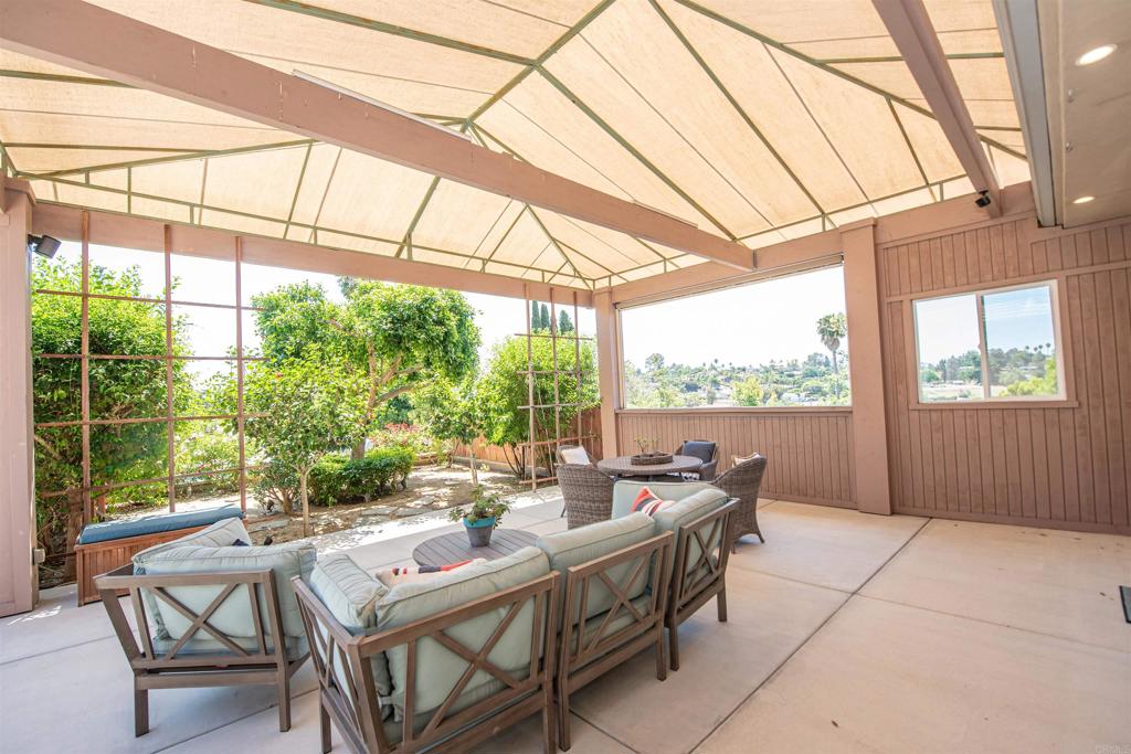 1130 Melrose Way - photo 10