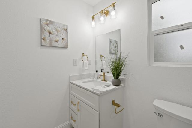 2660 Ross Place, Walnut Creek CA: https://media.crmls.org/mediaz/a3c702e6-7170-415b-89c9-d45e9370ee4e.jpg