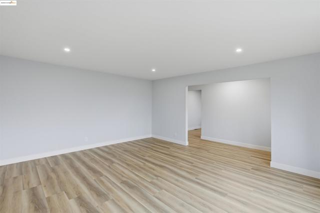 3640 Sun View Terrace, Concord CA: https://media.crmls.org/mediaz/a3c76427-0a27-4584-8843-dfa1eec9e1e7.jpg