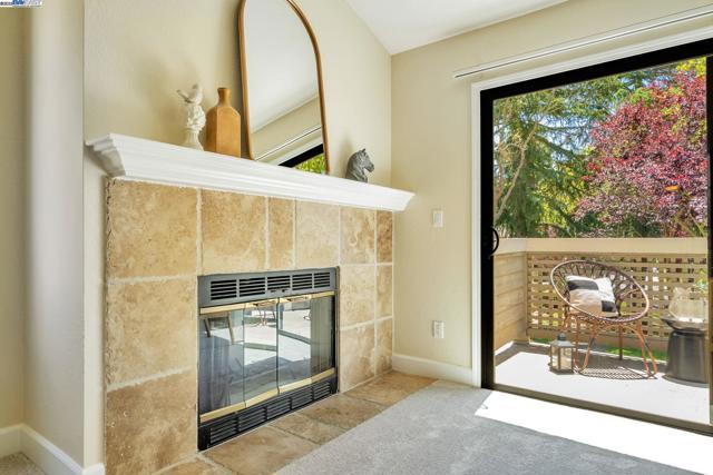 383 Eastridge Dr, San Ramon CA: https://media.crmls.org/mediaz/a3c8b174-519a-4d5e-80fc-225eedd630d6.jpg