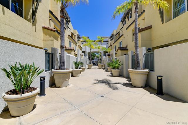 Image 24 of 31 For 7705 El Cajon Blvd  Unit 4