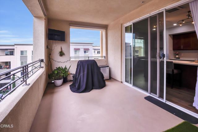 Detail Gallery Image 9 of 43 For 2820 Wagon Wheel Rd #403,  Oxnard,  CA 93036 - 3 Beds | 2/1 Baths