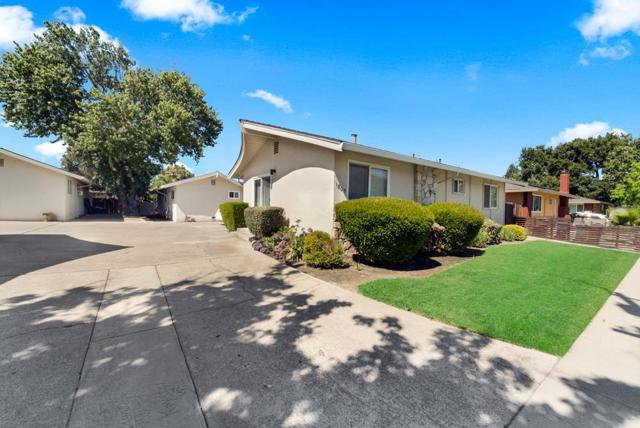 1803 Bucknall Road, Campbell CA: https://media.crmls.org/mediaz/a3caffc7-72a1-418e-a3ef-5a97b39cbd74.jpg