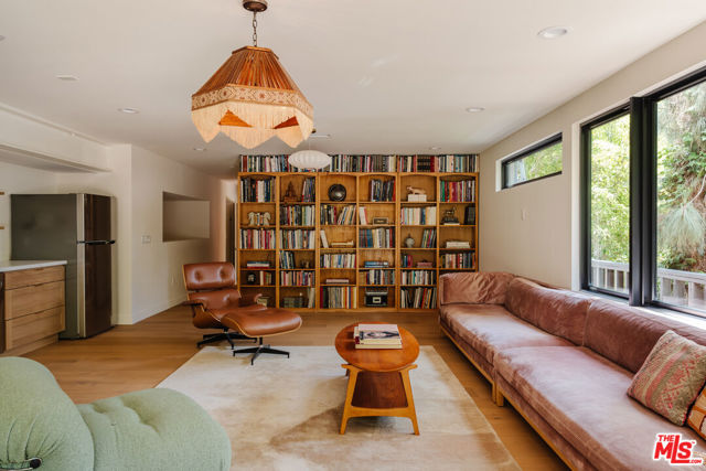 12220 Benmore Terrace, Los Angeles CA: https://media.crmls.org/mediaz/a3cb9811-ac27-4a23-9b83-e45e653f2dde.jpg