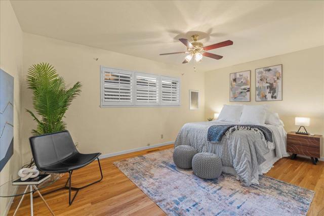 337 Roble Avenue, Redwood City CA: https://media.crmls.org/mediaz/a3cdb394-4634-44cd-a0bd-1afec0b3bb64.jpg