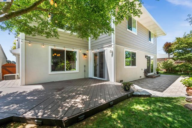 3746 La Costa Ave, Castro Valley CA: https://media.crmls.org/mediaz/a3ce7286-f8eb-40b4-a46d-32a7409dd49c.jpg