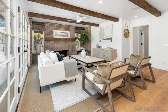 1820 Coast Blvd, Del Mar CA: https://media.crmls.org/mediaz/a3cf5483-047d-4115-8651-3cd3b8517ade.jpg
